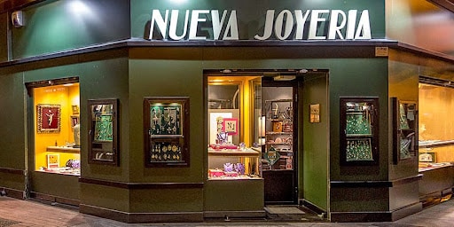 Joyeria: New Joyería Carlos Pérez